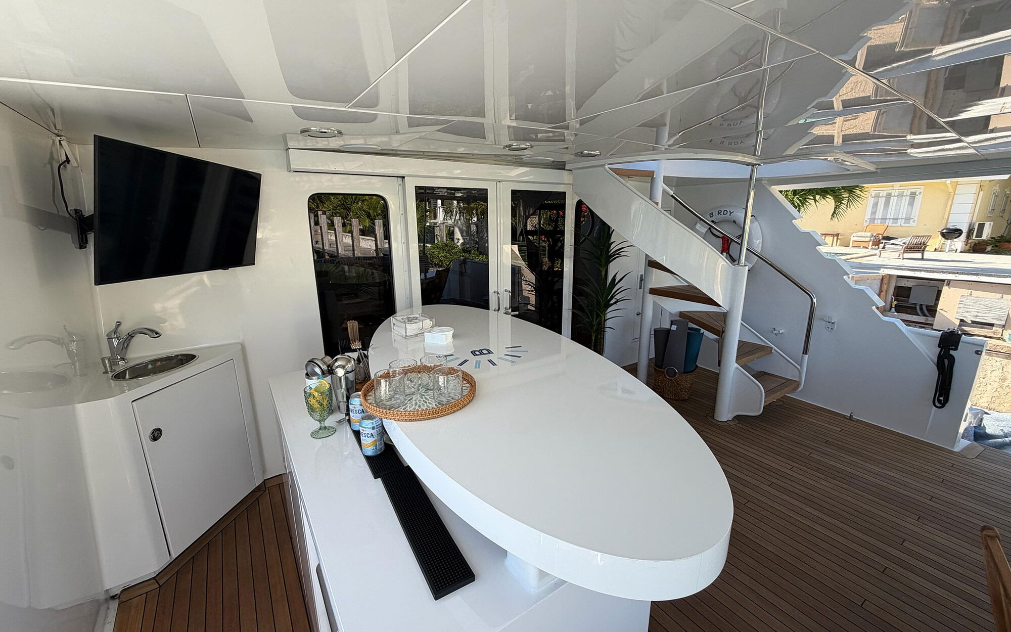 Aft deck bar aboard M/Y Birdy